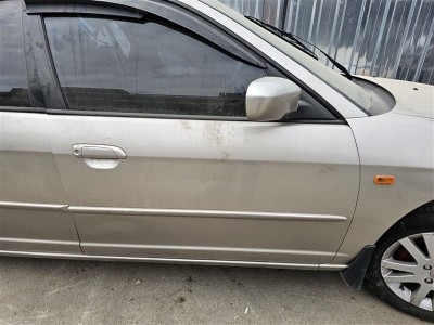 Honda Civic 2003 sağ ön kapı