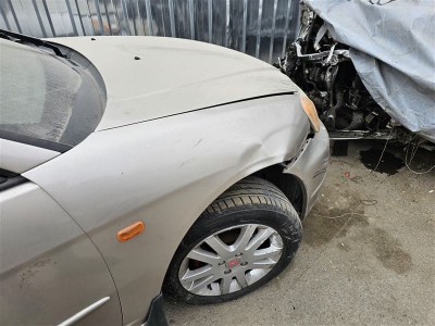 Honda Civic 2003 sağ ön çamurluk