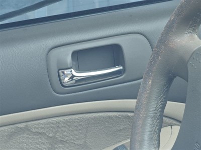 Honda Civic 2003 kapı açma kolu