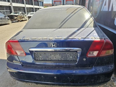Honda Civic vtec bagaj kapağı mavi