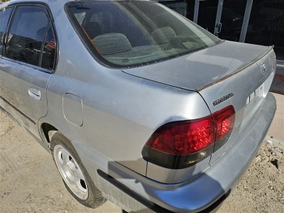 Honda Civic vtec sol arka çamurluk gri