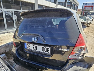 Honda Jazz çıkma bagaj kapağı