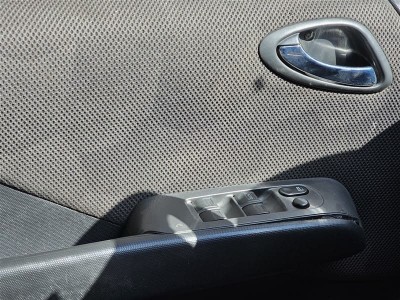 Honda Jazz çıkma cam açma düğmesi