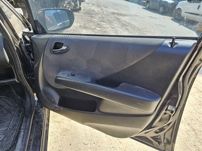 Honda Jazz çıkma kapı döşemesi