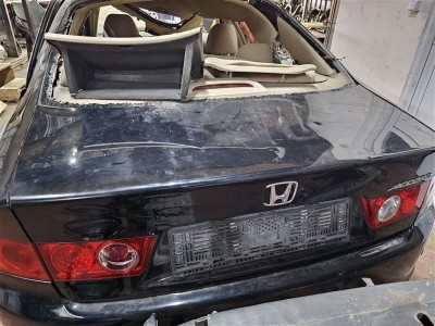 Honda Accord bagaj kapağı