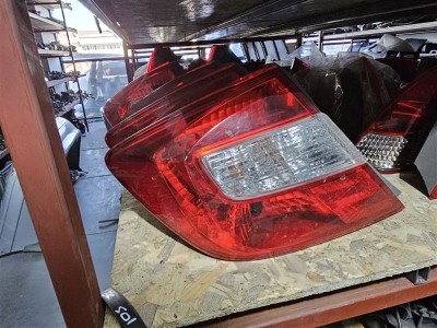 Honda civic fb7 sol stop camı