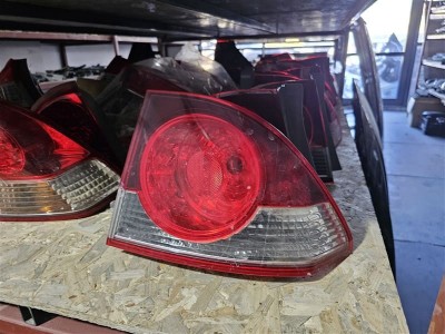Honda civic fd6 sağ stop camı